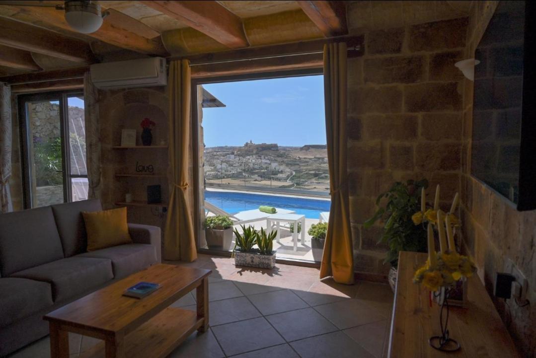 Ta' Nikola Farmhouse, Xagħra المظهر الخارجي الصورة